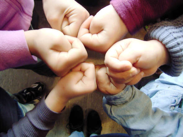 Fingerspiele mit Kindergruppen